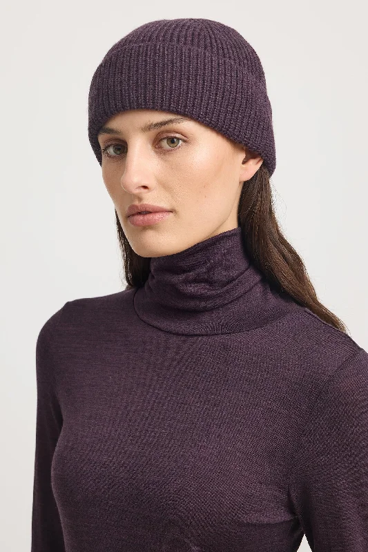 RIB KNIT BEANIE