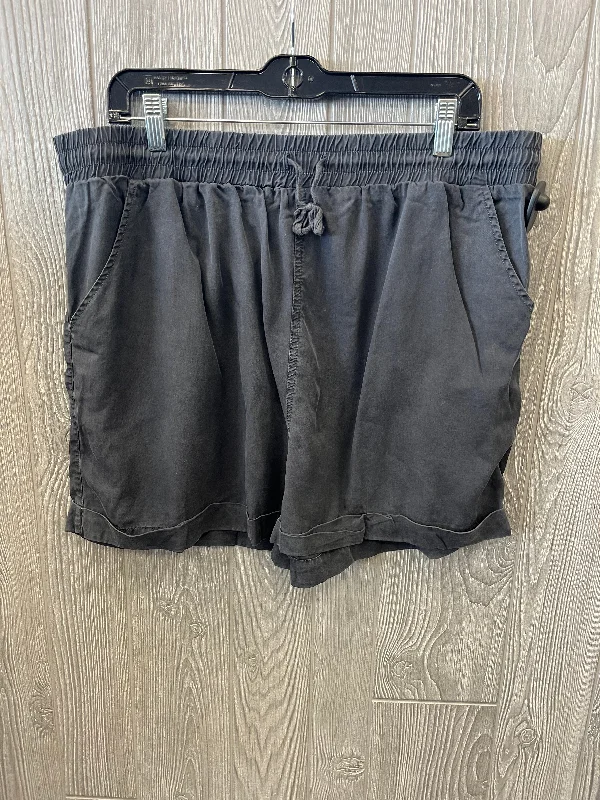 Shorts By Universal Thread  Size: Xxl